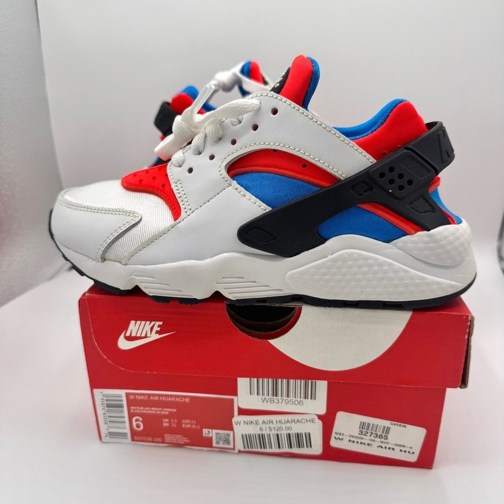 NWT Nike Hurache Women’s Sneakers in White Bright Crimson / Photo Blue / Black - Picture 10 of 14
